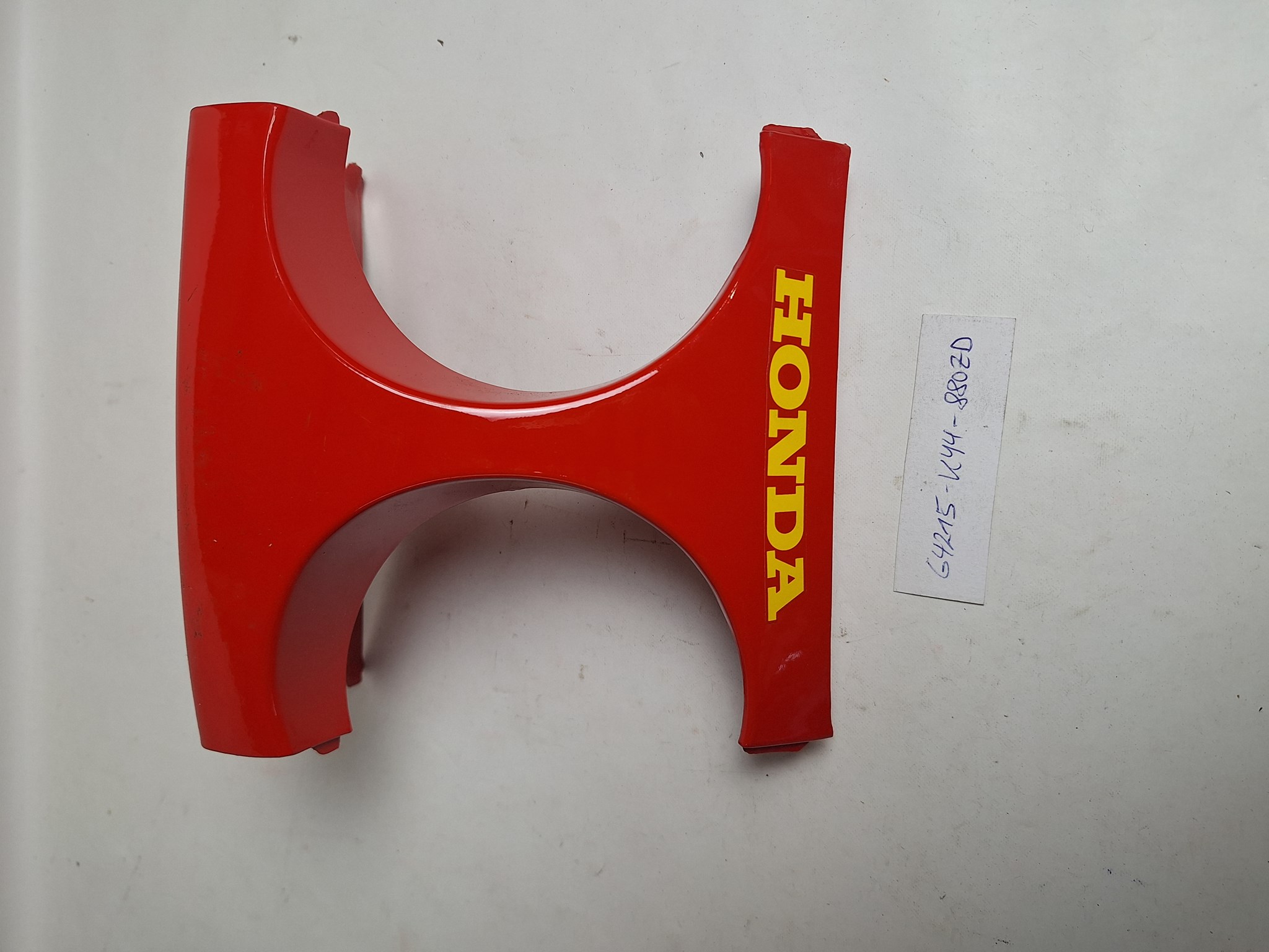 Picture of COWL,UPPER *R134*  64215-KY4-880ZD